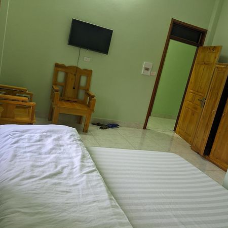 Nha Nghi Ngoc Lam Hotell Quan Ba Rum bild